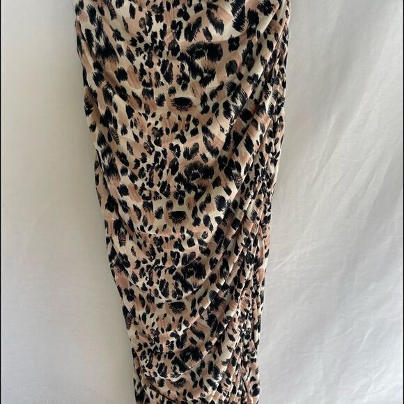 Leopard print midi dress - Picture 8 of 12